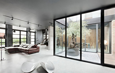 Prima e Dopo: Da Carrozzeria Dismessa a Loft con Giardino Segreto