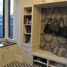entry way/desk