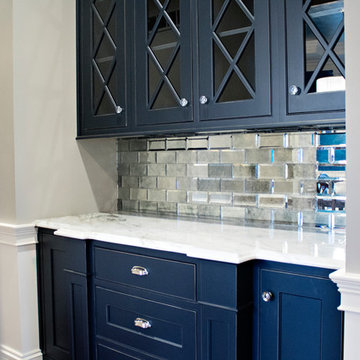 Kitchen & Dining