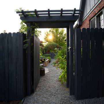 Edible Eden Side Yard