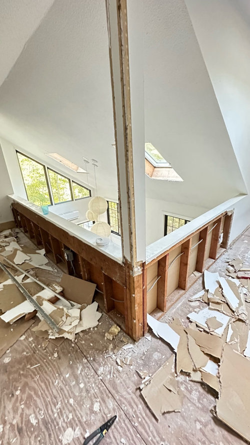 Is this half wall load bearing?