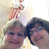 Dee Long's photo