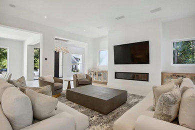 Example of a living room design in Atlanta