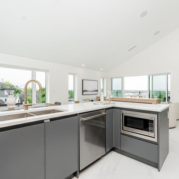 Trinity (Vancouver Duplex)