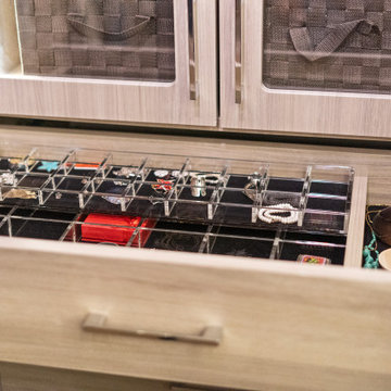 Travel Adventure Custom Closet