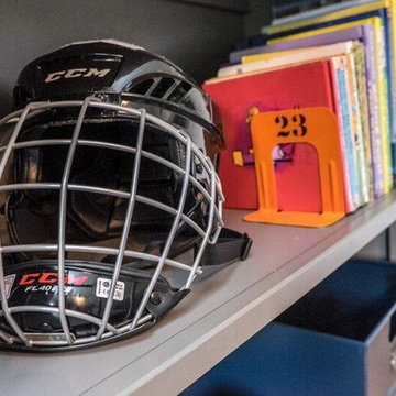 Shoots and Scores, Boys Room