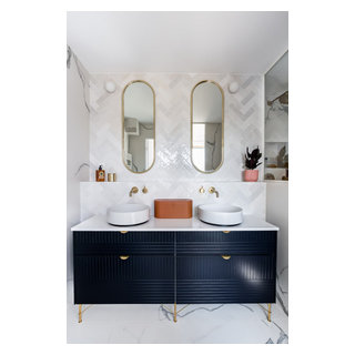 Ile Seguin - Contemporary - Bathroom - Paris - by Murs et Merveilles ...