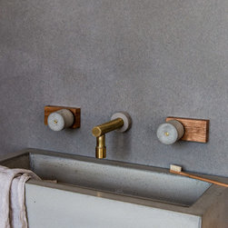 Jo-Hannah Long Brass Spout with Concrete Backplate - Bath Products
