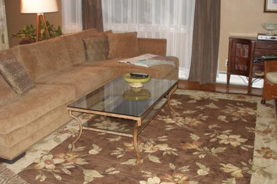Example of a classic living room design in New York