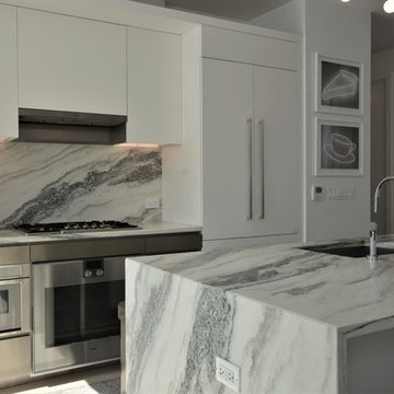 Withe Kitchen and Mini Bar