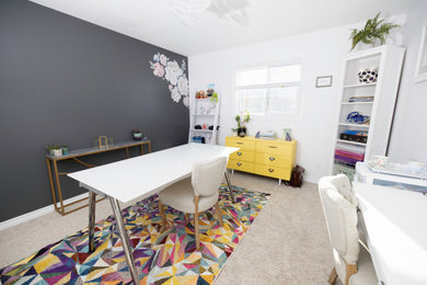 Home office - home office idea in Calgary
