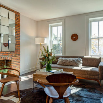 Italian Village Rowhouse (Home Staging)