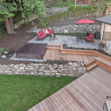 LAKE SAMMAMISH CONTEMPORARY LAKE FRONT