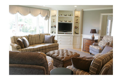 Modern Take on a Traditional Family Room