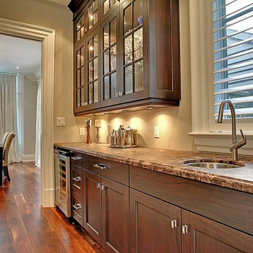 Custom Kitchens