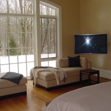 MBR Articulating TV Mount