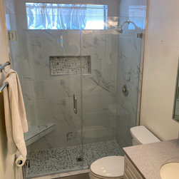 Porter, Laguna Niguel - Shower Doors