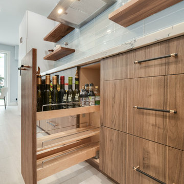 Modern Kitchen at Harbour Pointe