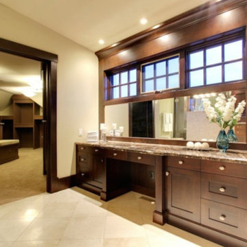 Ensuite makeup area