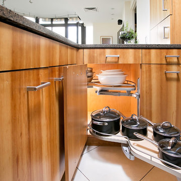 Custom Cabinet Drawers & Pull-Out Systems