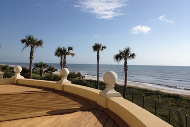 Photo of a beach style patio in Jacksonville.