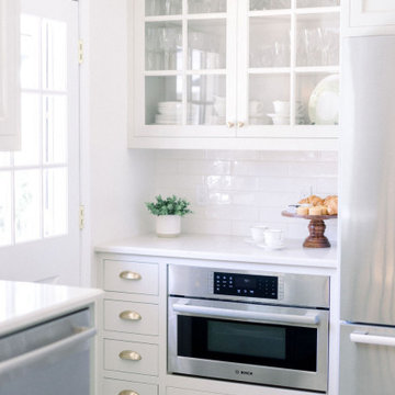 The Shabby-Chic Charmer