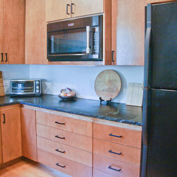 Maryubayahi Kitchen
