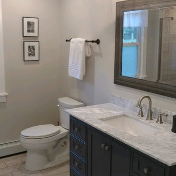 Farmhouse Chic Bath at a Beach House