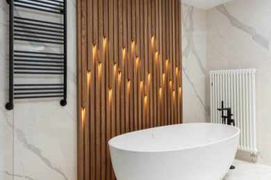 Источник вдохновения для домашнего уюта: большая ванная комната в классическом стиле