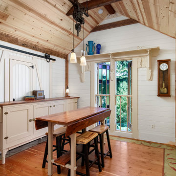 Lonesomeville Pottery Studio & ADU