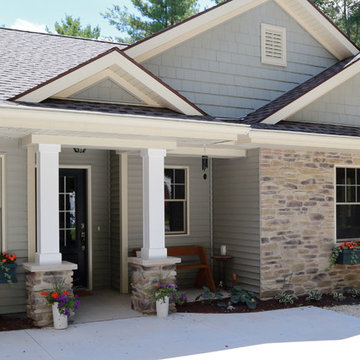 L-shaped Ranch with Warm Craftsman Style