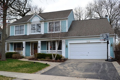 Inspiration for a contemporary exterior home remodel in Chicago