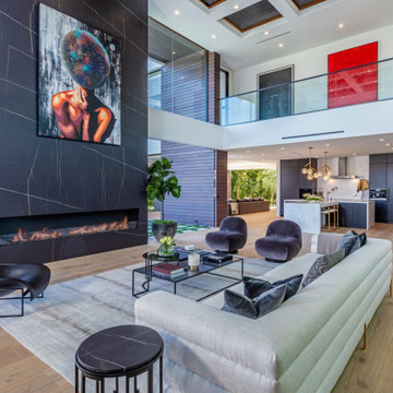 Bundy Drive Brentwood, Los Angeles mansion modern living room artwork & interior