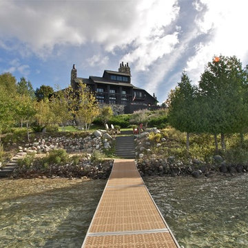 A Northern Home on the Lake