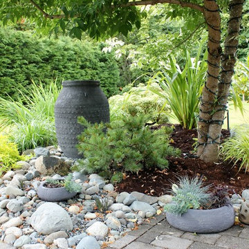 informal river rock border