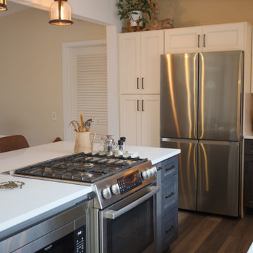 Kitchen remodel in Frederick, MD with white granite countertop and stainless st