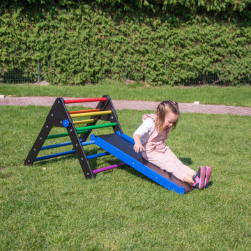 Climbing Pikler Ramp Small size Black and Rainbow