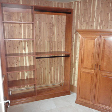 2018: Large Walk In with Shoe Wall and Stand Alone Wardrobes