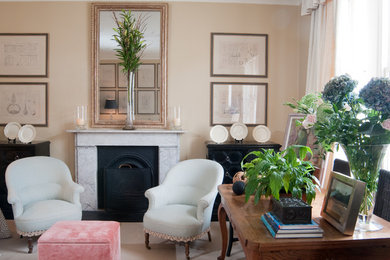 Traditional living room in Oxfordshire.