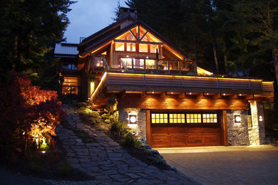 Example of a mountain style exterior home design in Vancouver