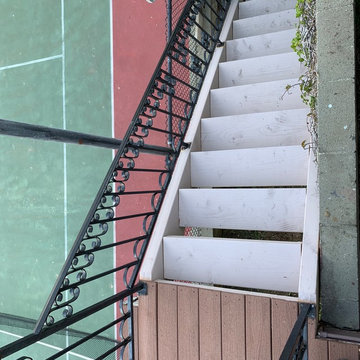 Staircase the tennis court