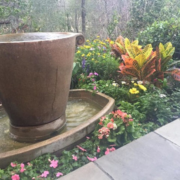 Water Features & Pools