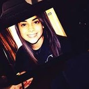 Rhae Iveys foto