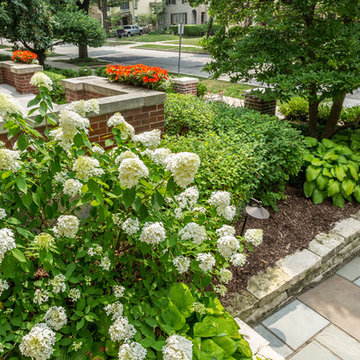 Traditional Front Landscape Renovation - Milwaukee