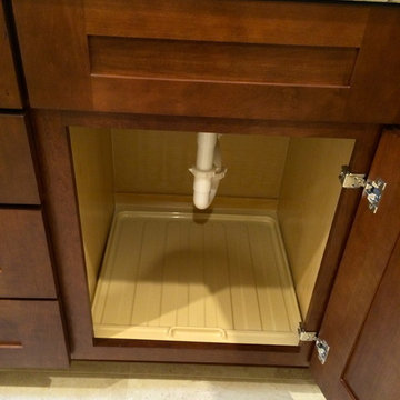 Warm Tones Transitional Bathroom