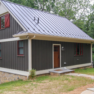 Custom Home Build: Carriage House with Rustic Charm and Modern Amenities in Midd