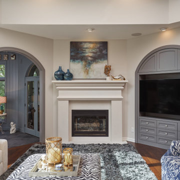 A Tranquil Lakefront Retreat