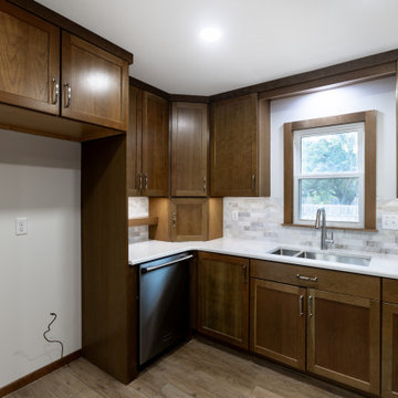 Caddy Court Kitchen & Mainfloor Remodel Before/Afters