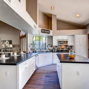 Country White Shaker Cabinets