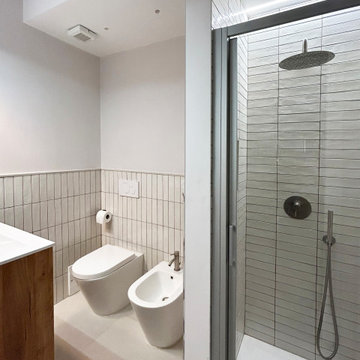CASA ELENA. Bagno piccolo.